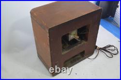 Vintage Gilfillan 6U Tombstone Radio Wood tube Tombstone Radio NON-WORKING