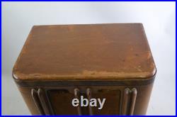 Vintage Gilfillan 6U Tombstone Radio Wood tube Tombstone Radio NON-WORKING