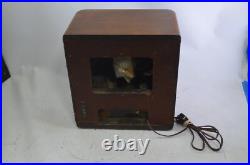 Vintage Gilfillan 6U Tombstone Radio Wood tube Tombstone Radio NON-WORKING