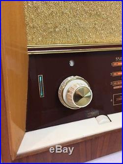 Vintage Graetz Melodia M10-C3 115V German Tube Radio Long Short Wave FM UHF