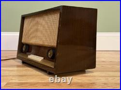 Vintage Grundig Majestic Model 92 US Tabletop Tube Radio Germany c. 1961 (VIDEO)