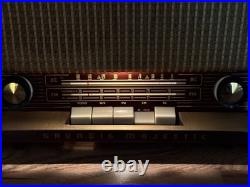 Vintage Grundig Majestic Model 92 US Tabletop Tube Radio Germany c. 1961 (VIDEO)