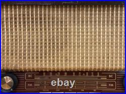 Vintage Grundig Majestic Model 92 US Tabletop Tube Radio Germany c. 1961 (VIDEO)