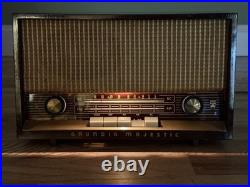 Vintage Grundig Majestic Model 92 US Tabletop Tube Radio Germany c. 1961 (VIDEO)