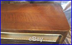 Vintage Grundig Majestic Table Top Tube Radio Model 4090