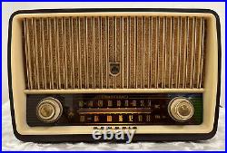 Vintage Grundig Majestic Tube Radio Model 85