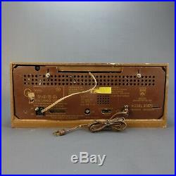 Vintage Grundig Majestic model 2147U tube radio BC/FM/SW PARTS OR REPAIR