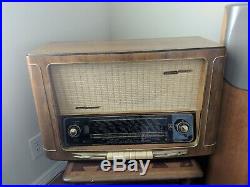 Vintage Grundig Radio Model 4040w /3d Tube Radio Rare Works