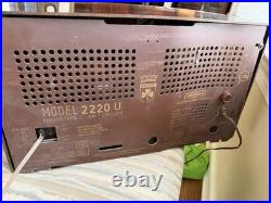 Vintage Grundig Tube Radio FM SW AM Wood Cabinet Mid Centur