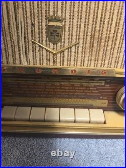 Vintage Grundig Tube Radio Type 97a In Working Condition 1950s German Model