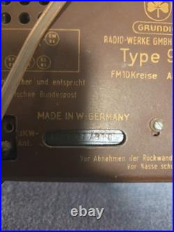 Vintage Grundig Tube Radio Type 97a In Working Condition 1950s German Model