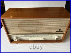 Vintage Grundig Wood Tube Radio model 101-U AM/FM WORKING. TESTED