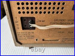 Vintage Grundig Wood Tube Radio model 101-U AM/FM WORKING. TESTED