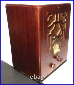 Vintage HALSON TOMBSTONE RADIO 1935's 50 series TUBES LIGHT / SOUND / NO SIGNAL
