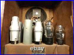 Vintage HALSON TOMBSTONE RADIO 1935's 50 series TUBES LIGHT / SOUND / NO SIGNAL