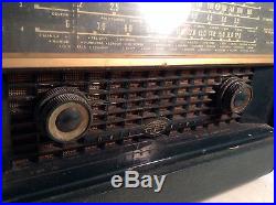 Vintage Hallicrafters Worldwide Radio Portable Plug In Green Case