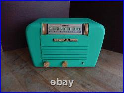 Vintage Hoffman MCM Tube AM Radio