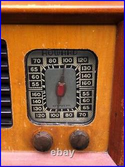 Vintage Howard Tube Type Radio It Works