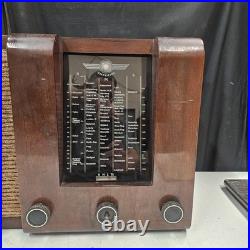 Vintage Imperial Tube Tabletop Radio Shortwave J-49 W Stassfurter Licht
