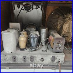Vintage Imperial Tube Tabletop Radio Shortwave J-49 W Stassfurter Licht