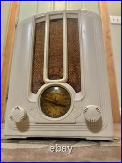 Vintage Ivory Plaskon Emerson Model 108 Miniature Tombstone Radio, Rare