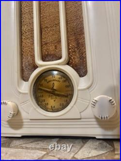 Vintage Ivory Plaskon Emerson Model 108 Miniature Tombstone Radio, Rare
