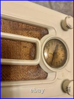 Vintage Ivory Plaskon Emerson Model 108 Miniature Tombstone Radio, Rare