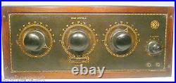 Vintage KING QUALITY RADIO 5 tube capacity UNTESTED CHASSIS w BAKELITE KNOBS