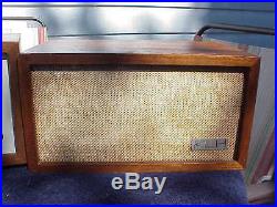 Vintage! KLH model 8 FM radio with speaker & extension speaker