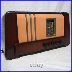 Vintage Large Tube Radio, Fully Restored & Functional, Antique Nostalgic Sound Vintage Large Tube Radio, Fully Restored & Functional, Antique Nostalgic Sound