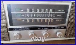 Vintage Lloyd's TM-821A High Fidelity AM/FM Tube Radio