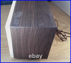 Vintage Lloyd's TM-821A High Fidelity AM/FM Tube Radio