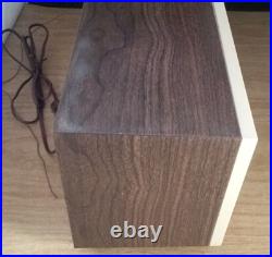 Vintage Lloyd's TM-821A High Fidelity AM/FM Tube Radio Vintage Lloyd's TM-821A High Fidelity AM/FM Tube Radio