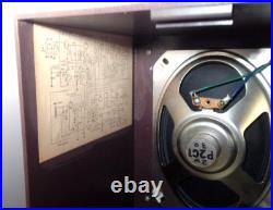 Vintage Lloyd's TM-821A High Fidelity AM/FM Tube Radio