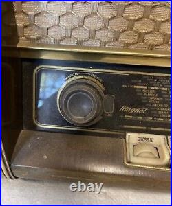 Vintage Loewe Opta Magnet Plastik 735W Tube Radio German For Repair -Untested