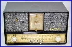 Vintage MCM 1959 Zenith S-43497 AM-FM Clock Tabletop Tube Radio XLNT Read Vintage MCM 1959 Zenith S-43497 AM-FM Clock Tabletop Tube Radio XLNT Read