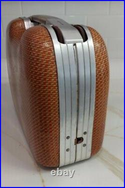 Vintage MOTOROLA 68L11 Portable Tweed Suitcase Tube Radio WORKING! EXCELLENT