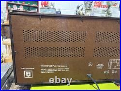 Vintage Magnavox Grand Classic Model FM-47 Tube Radio Tested and Working Vintage Magnavox Grand Classic Model FM-47 Tube Radio Tested and Working