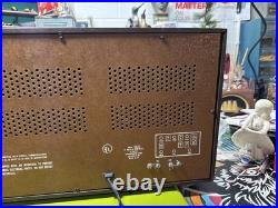 Vintage Magnavox Grand Classic Model FM-47 Tube Radio Tested and Working