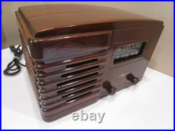 Vintage Majestic 1D59-L Wood Tabletop Tube Radio Working 1940s AM WORKING