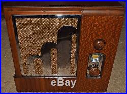 Vintage Majestic Art Deco Majestic Model 460 Table Radio Excellent and Working