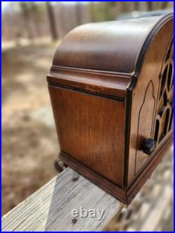 Vintage Majestic Table Top Tube Radio Model 371 (1933)