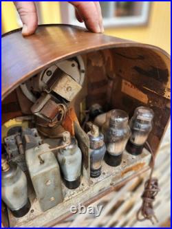 Vintage Majestic Table Top Tube Radio Model 371 (1933)