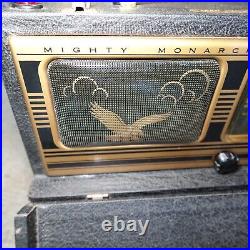 Vintage Majestic Tube Radio 7P420 Mighty Monarch Of The Air Portable AC DC Nice