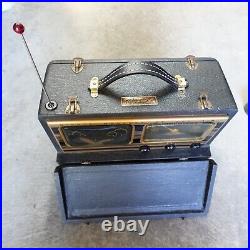 Vintage Majestic Tube Radio 7P420 Mighty Monarch Of The Air Portable AC DC Nice