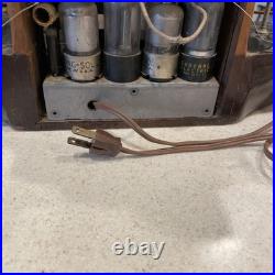 Vintage Melody Majestic Cruiser 1941 Radio Model Powers On