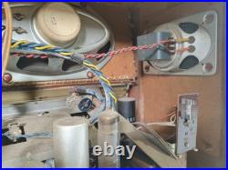 Vintage Metz Model 1309 German Tube FM/AM Superheterodyne Radio