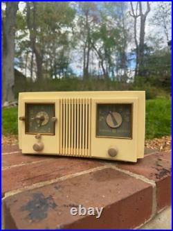Vintage Mid-Century General Electric Alarm Clock Tube Radio -Works