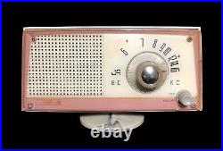 Vintage Mid Century Modern Trutest 5 Tube Kit Radio Marbleized Swivel Base 1960s