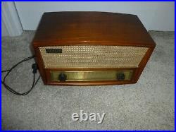 Vintage Mid Century Zenith Model G730 1950s AM/FM Tube Radio With Phono Input